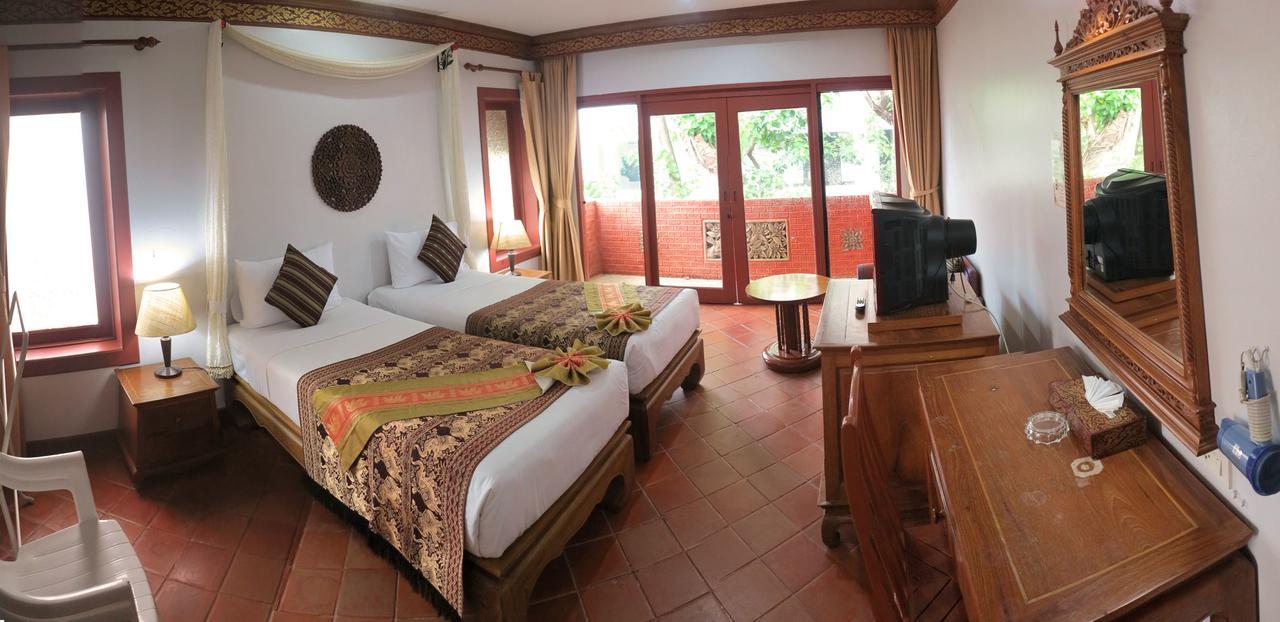 Kata Minta Hotell Phuket Eksteriør bilde