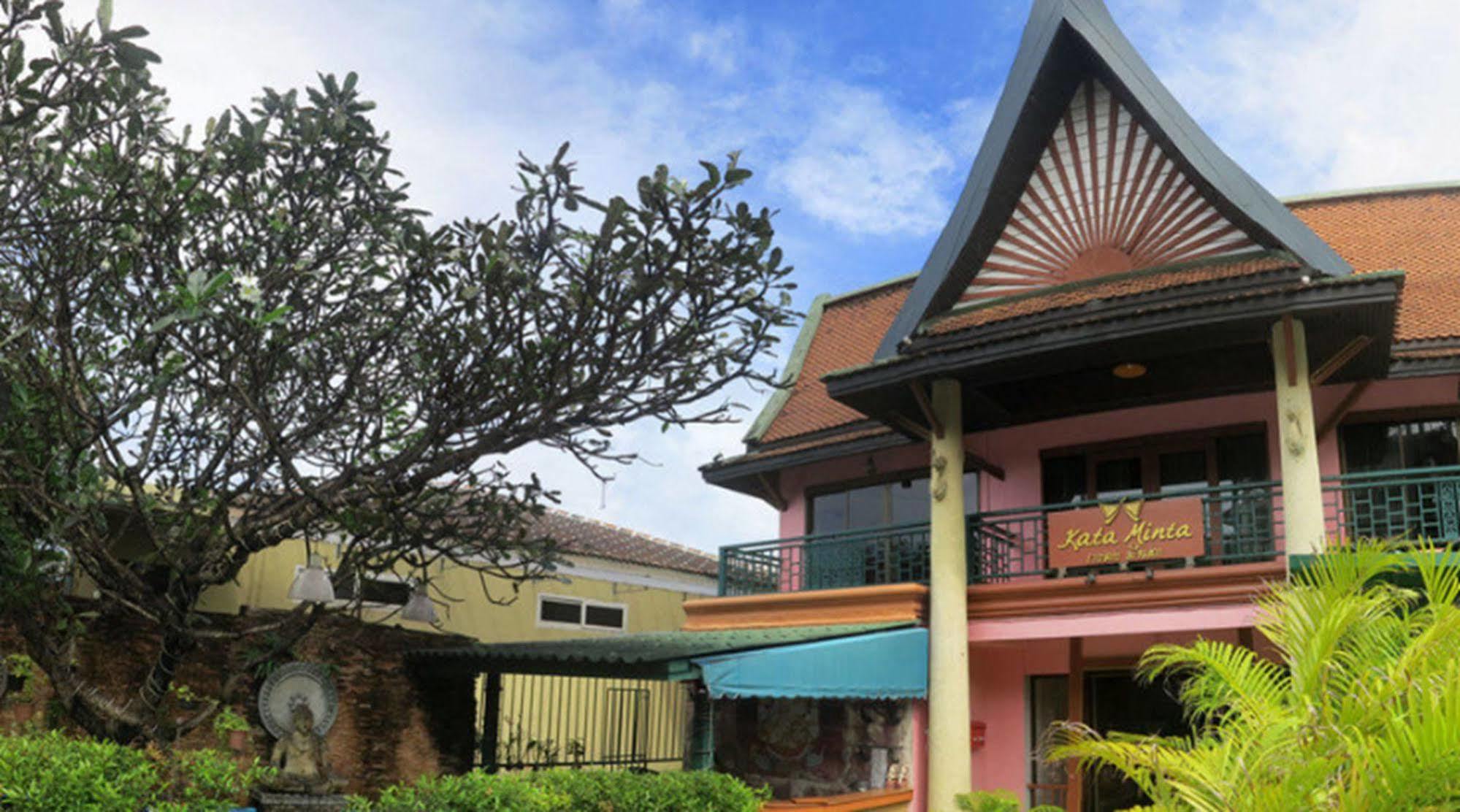 Kata Minta Hotell Phuket Eksteriør bilde