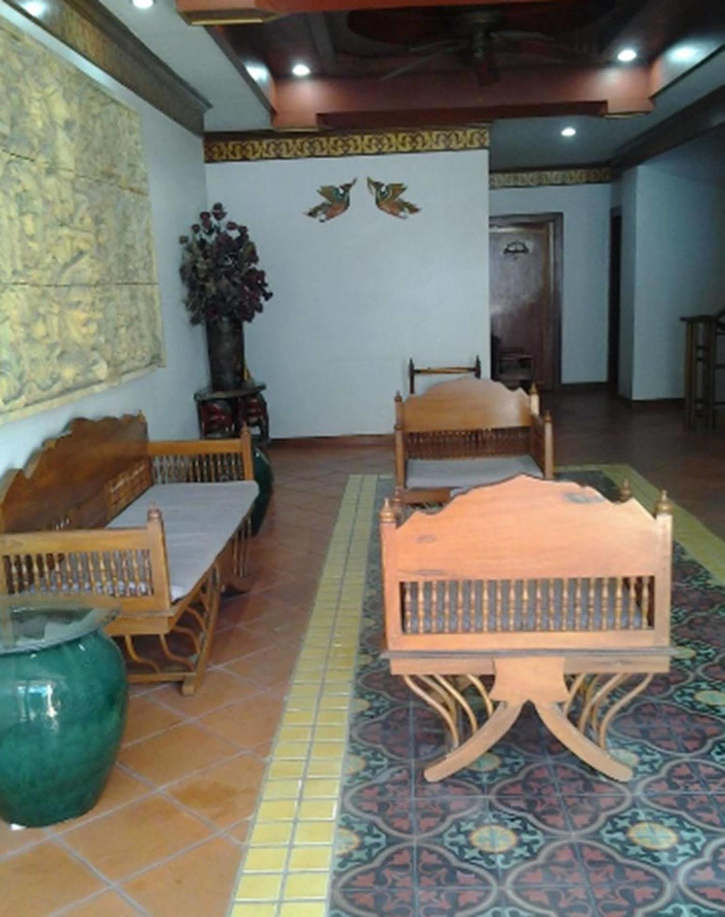 Kata Minta Hotell Phuket Eksteriør bilde